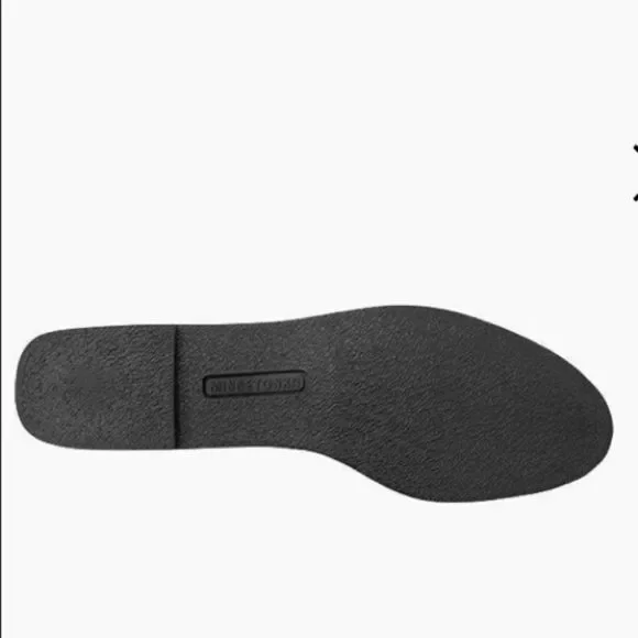 MINNETONKA - Picture 6 of 7